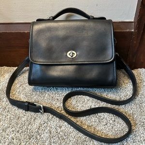 Vintage COACH Court Bag (9780)